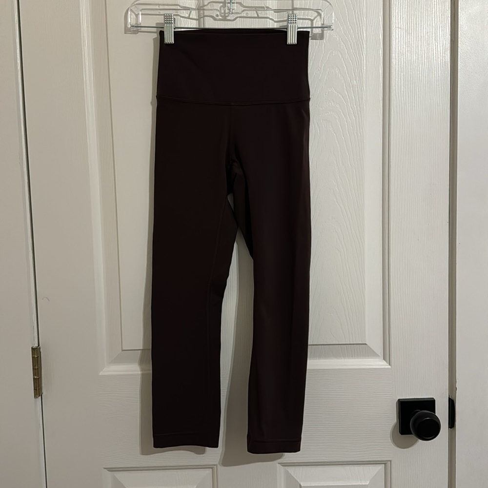 Wunder Under High-Rise Crop 21" - Picture 3 of 4